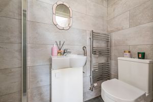 En-Suite Shower Room - click for photo gallery